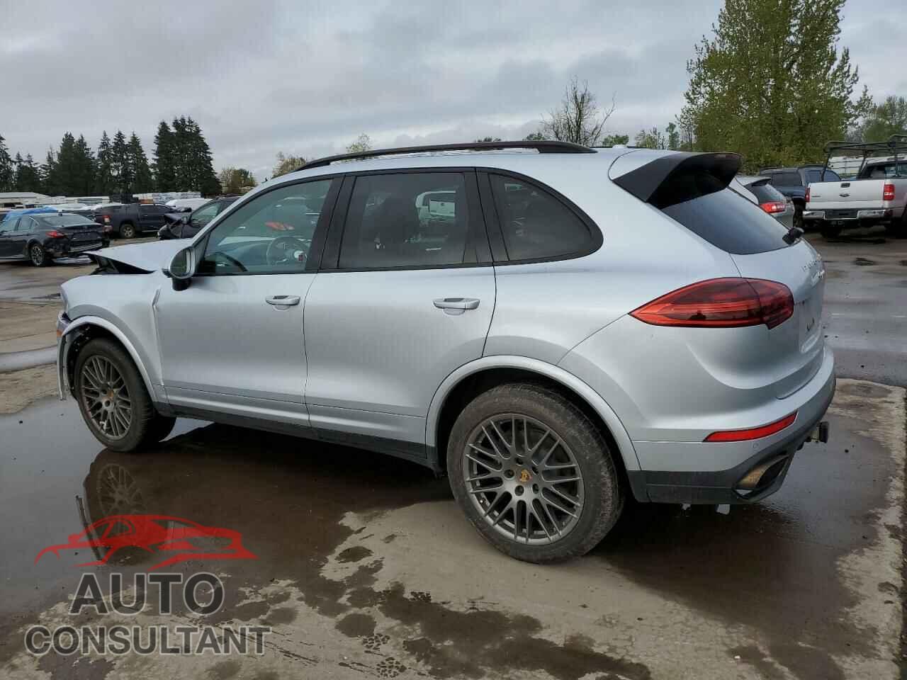 PORSCHE CAYENNE 2017 - WP1AA2A27HKA83499