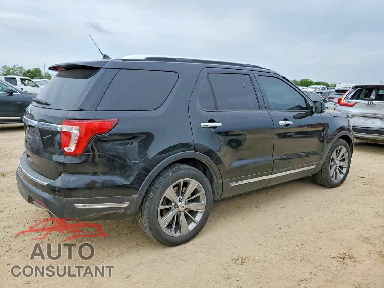 FORD EXPLORER 2018 - 1FM5K7F8XJGB57769