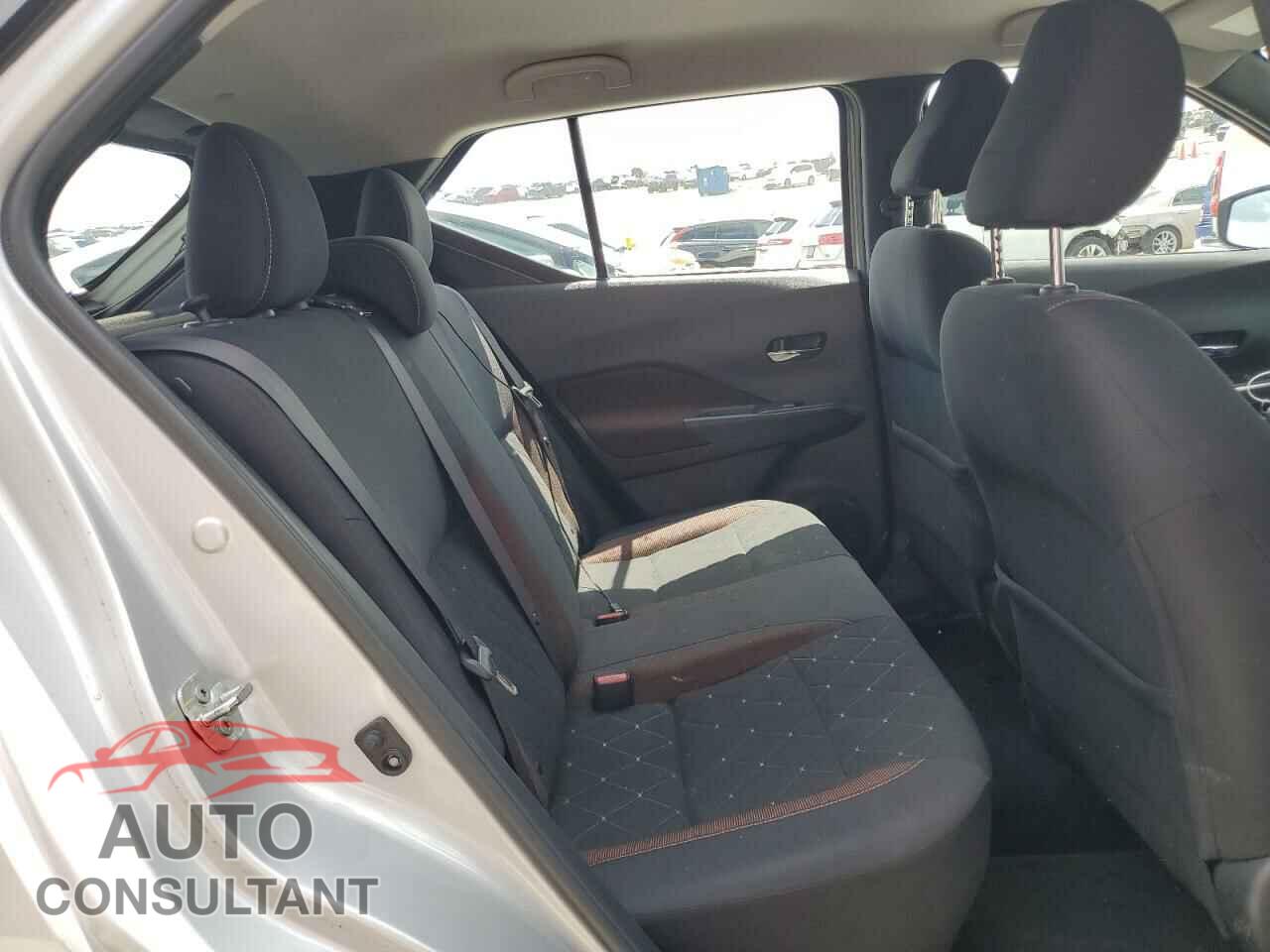 NISSAN KICKS 2019 - 3N1CP5CU3KL561886