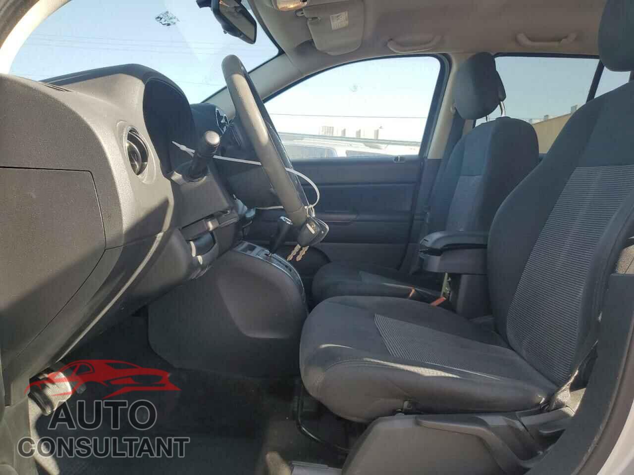 JEEP COMPASS 2013 - 1C4NJCEB8DD238143
