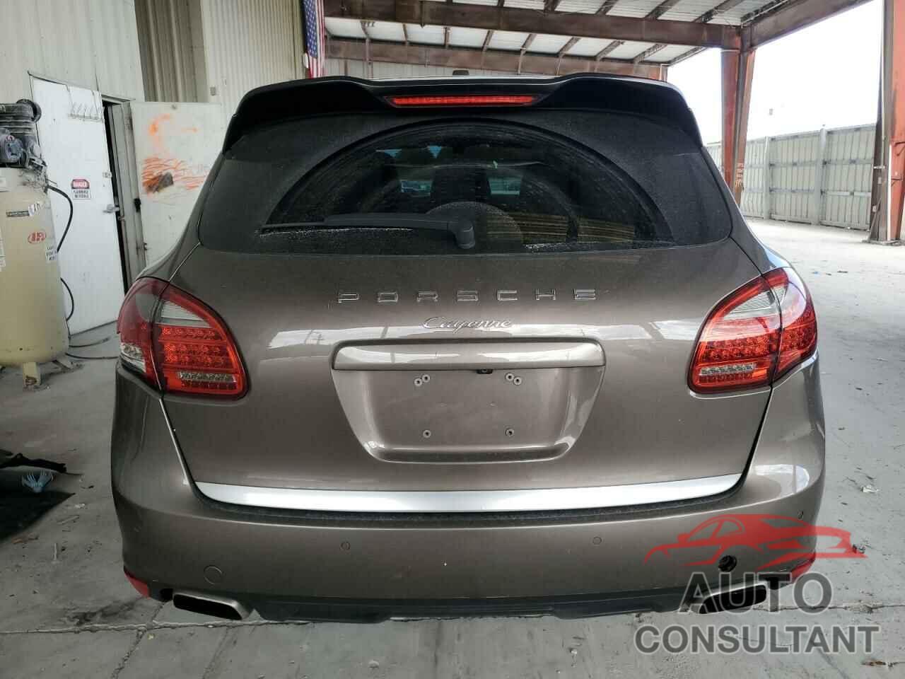 PORSCHE CAYENNE 2012 - WP1AA2A29CLA05342