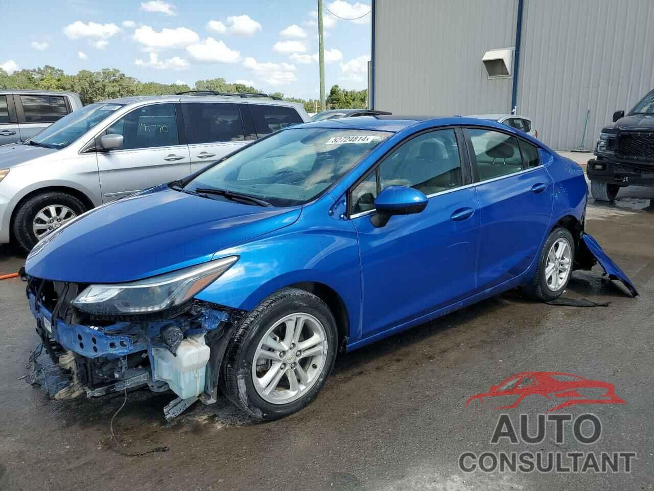 CHEVROLET CRUZE 2018 - 1G1BE5SM5J7151733