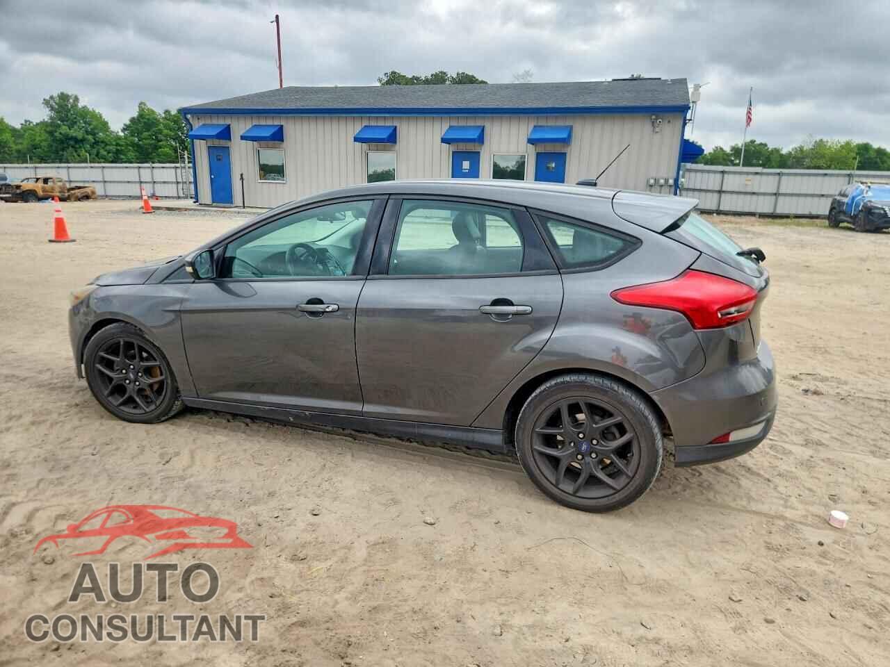 FORD FOCUS 2016 - 1FADP3K29GL299564