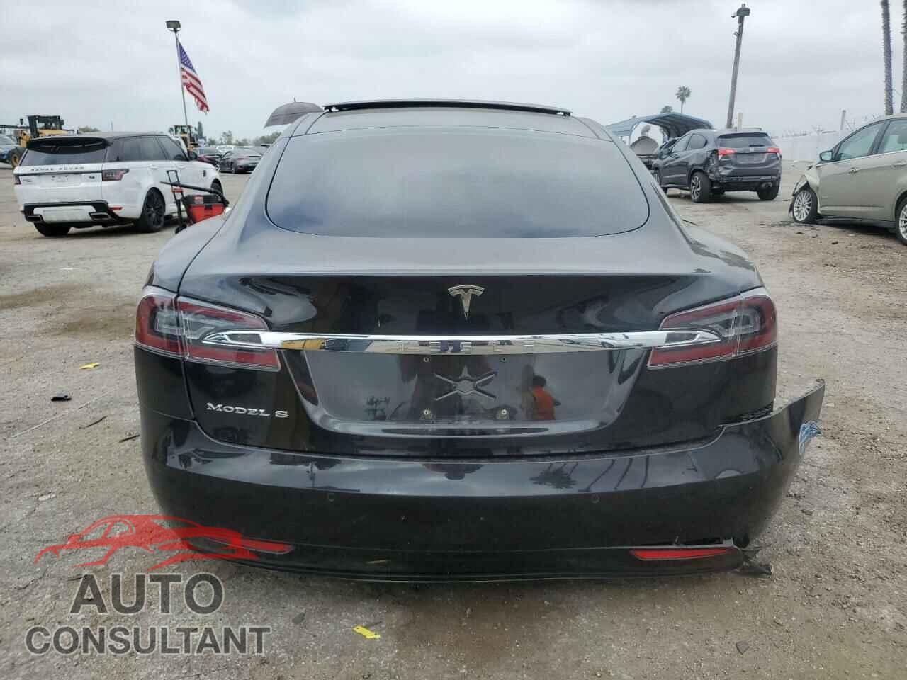 TESLA MODEL S 2018 - 5YJSA1E20JF261640