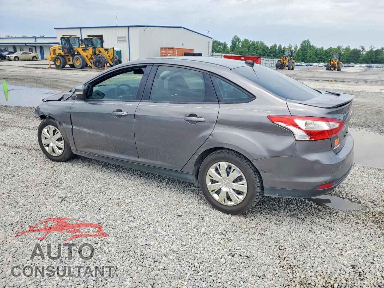 FORD FOCUS 2013 - 1FADP3F23DL330118