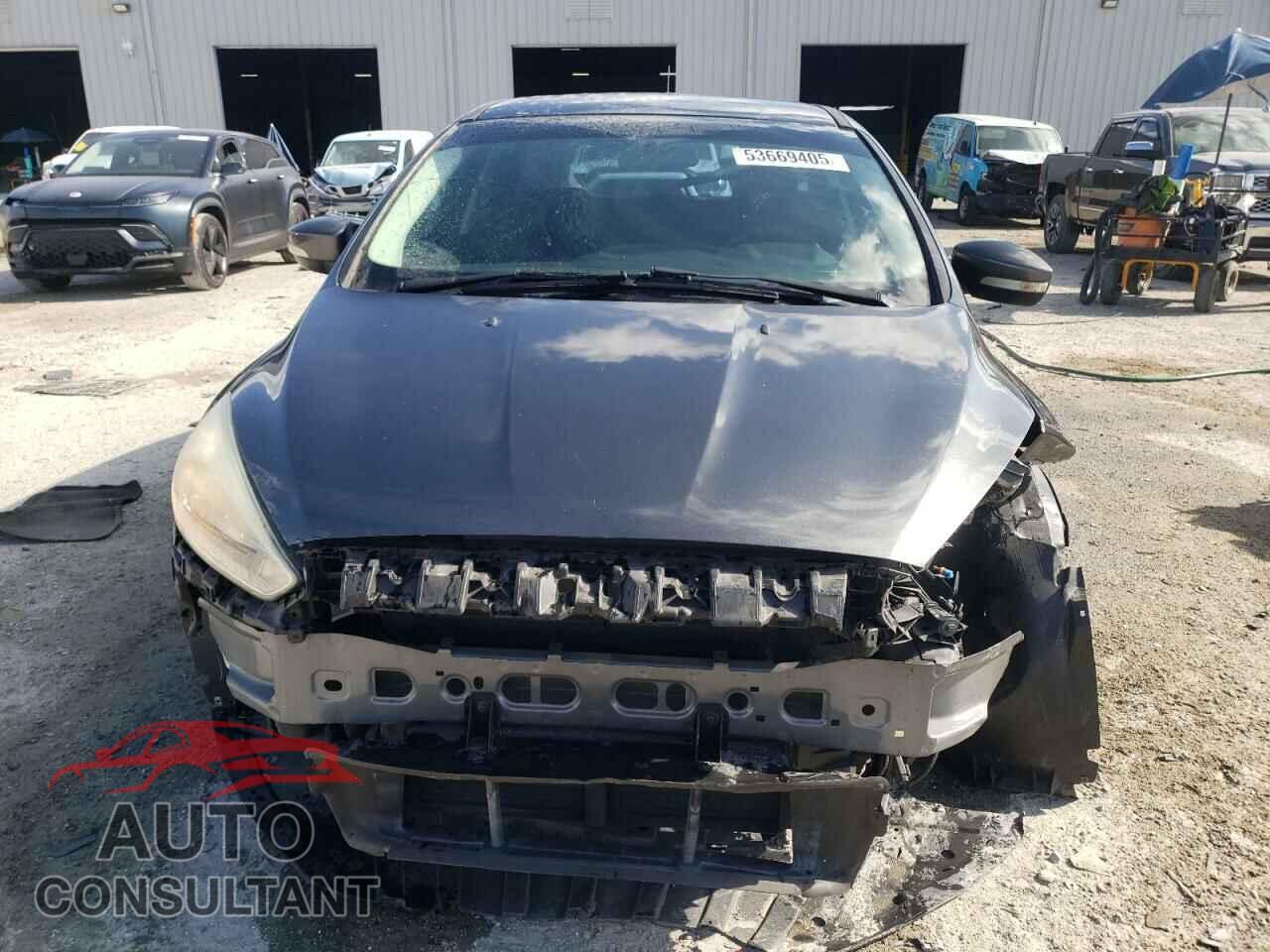 FORD FOCUS 2017 - 1FADP3K23HL269719