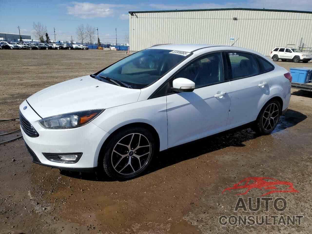 FORD FOCUS 2018 - 1FADP3FE7JL317359
