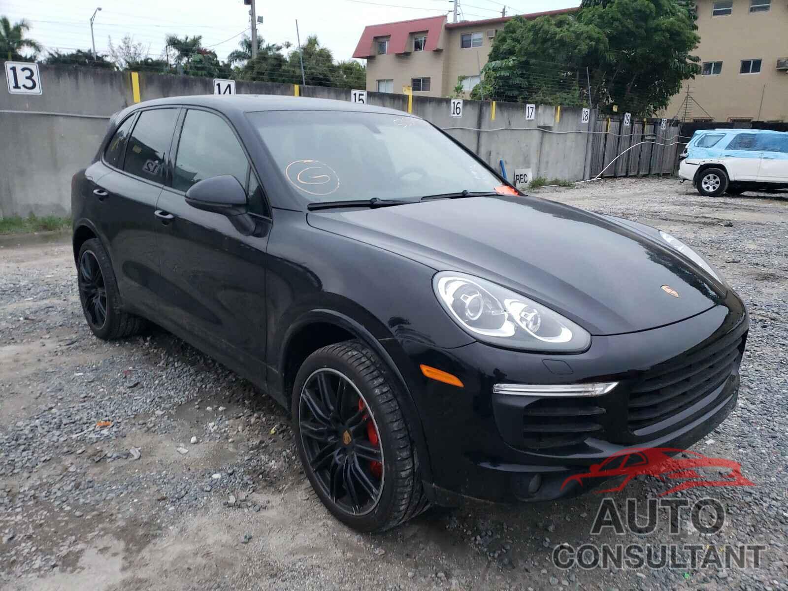 PORSCHE CAYENNE 2018 - WP1AA2A26JKA06872