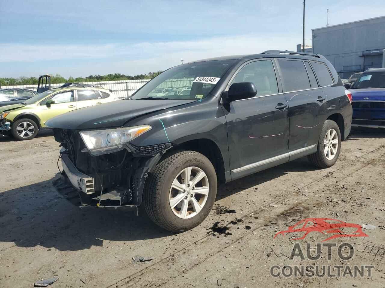 TOYOTA HIGHLANDER 2013 - 5TDBK3EH9DS238659