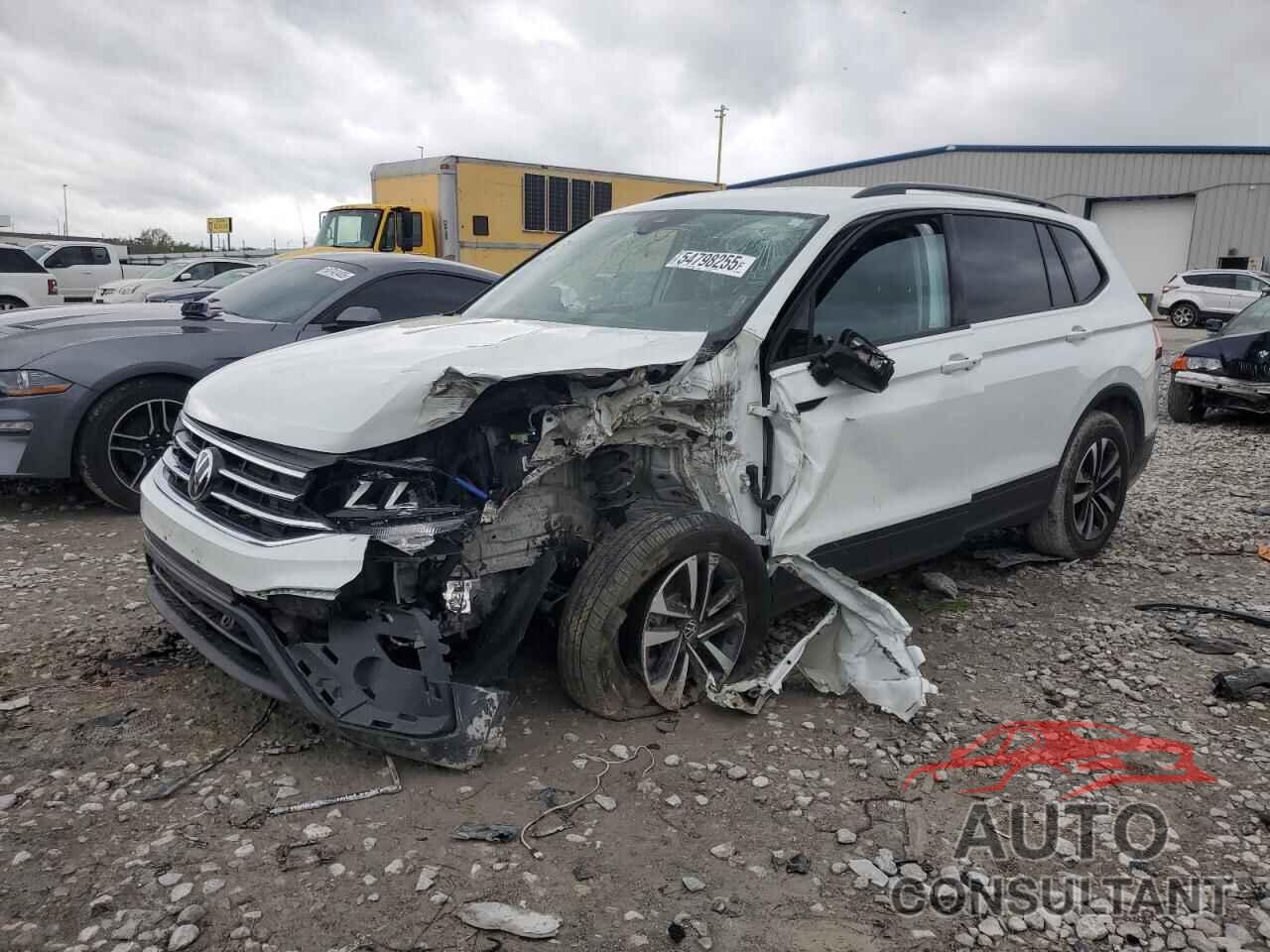 VOLKSWAGEN TIGUAN 2023 - 3VVRB7AX9PM071616
