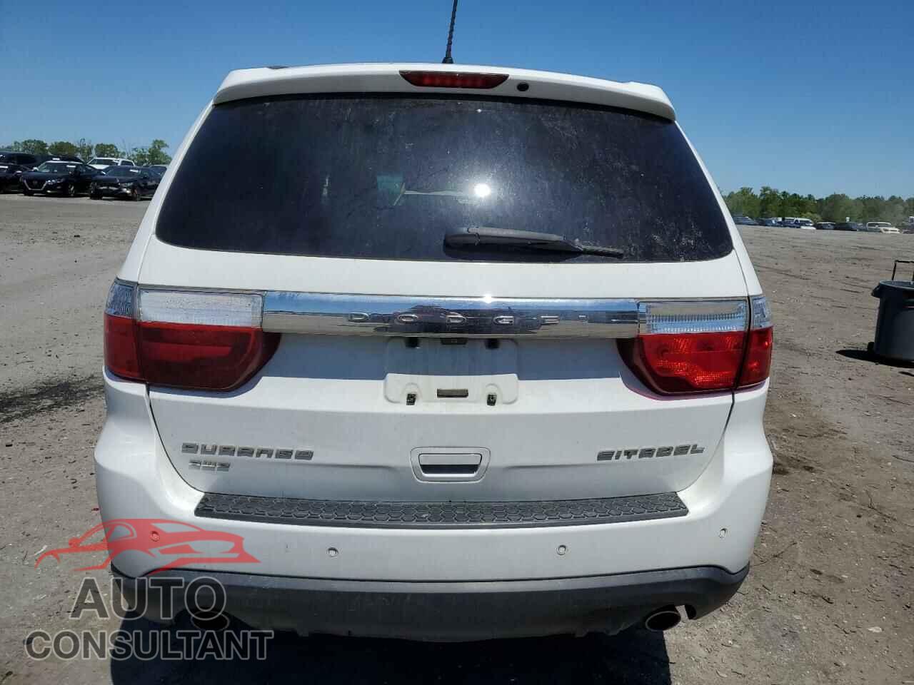 DODGE DURANGO 2013 - 1C4SDJET0DC512576