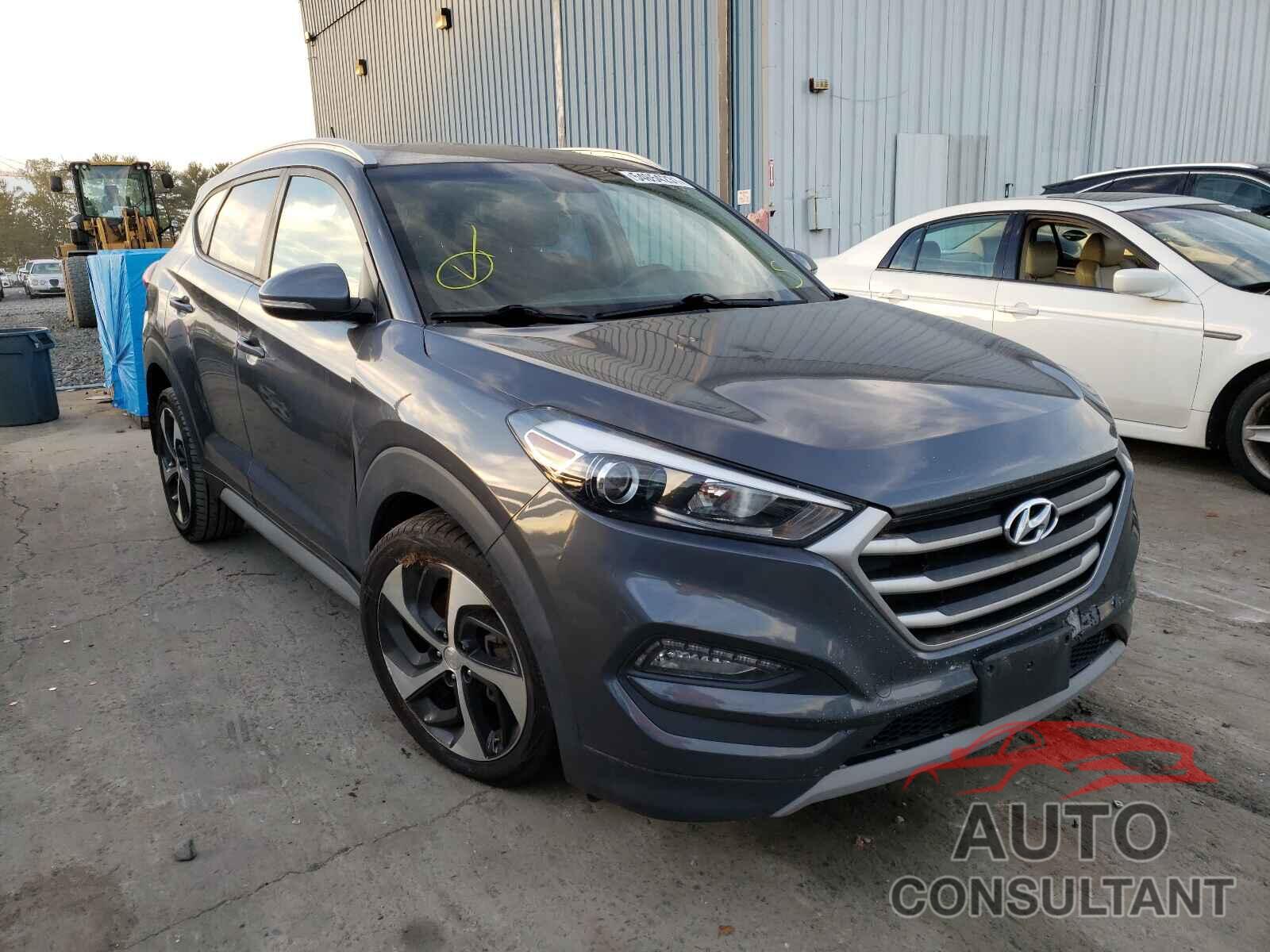 HYUNDAI TUCSON 2017 - KM8J33A27HU517440