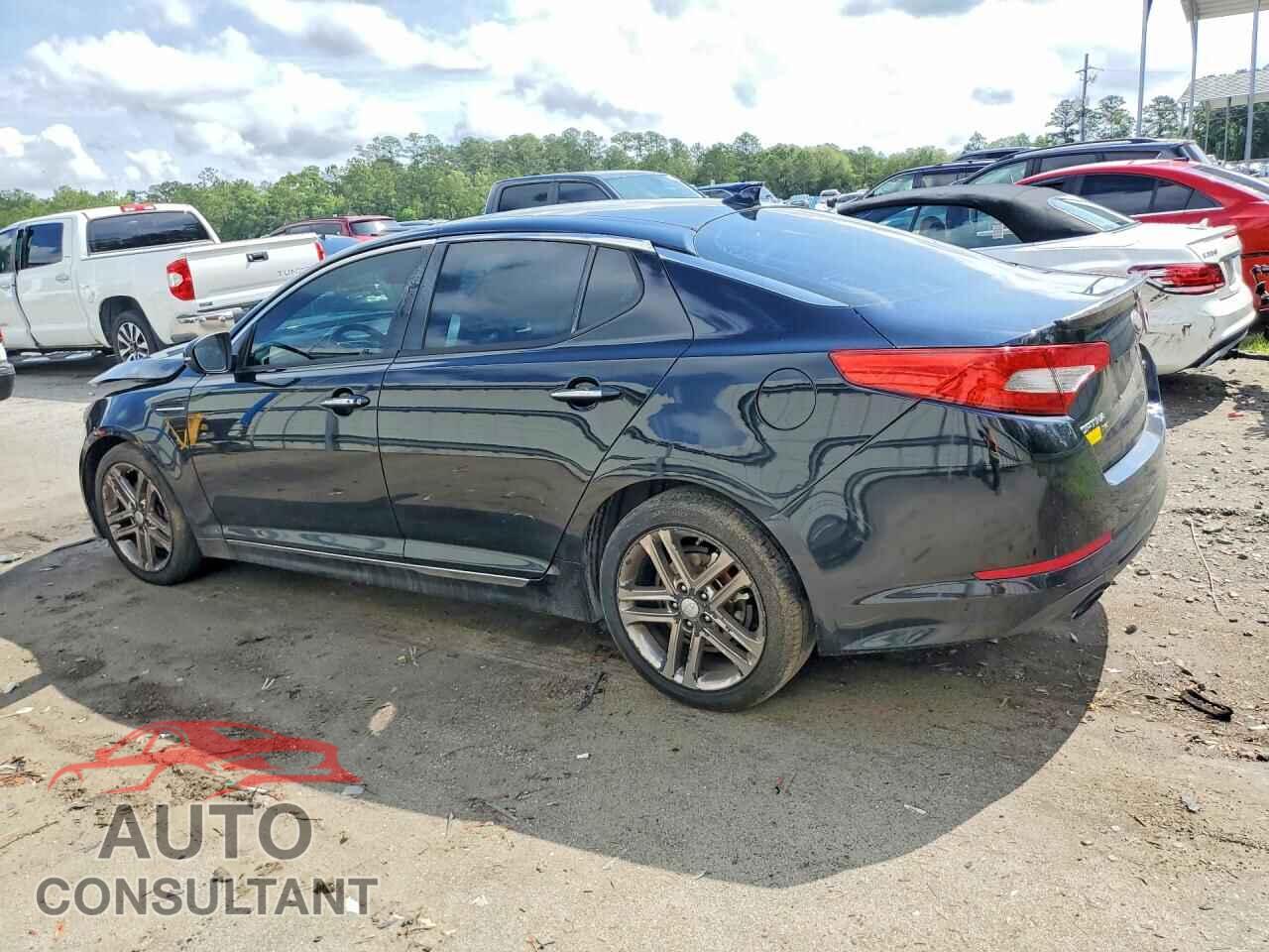 KIA OPTIMA 2013 - 5XXGR4A69DG093572