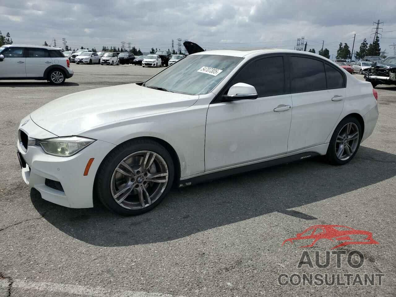 BMW 3 SERIES 2015 - WBA3C1C52FK118868