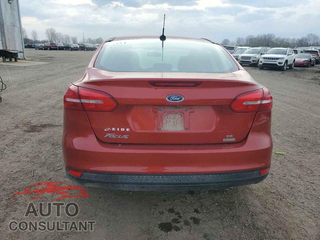 FORD FOCUS 2018 - 1FADP3FE4JL322468