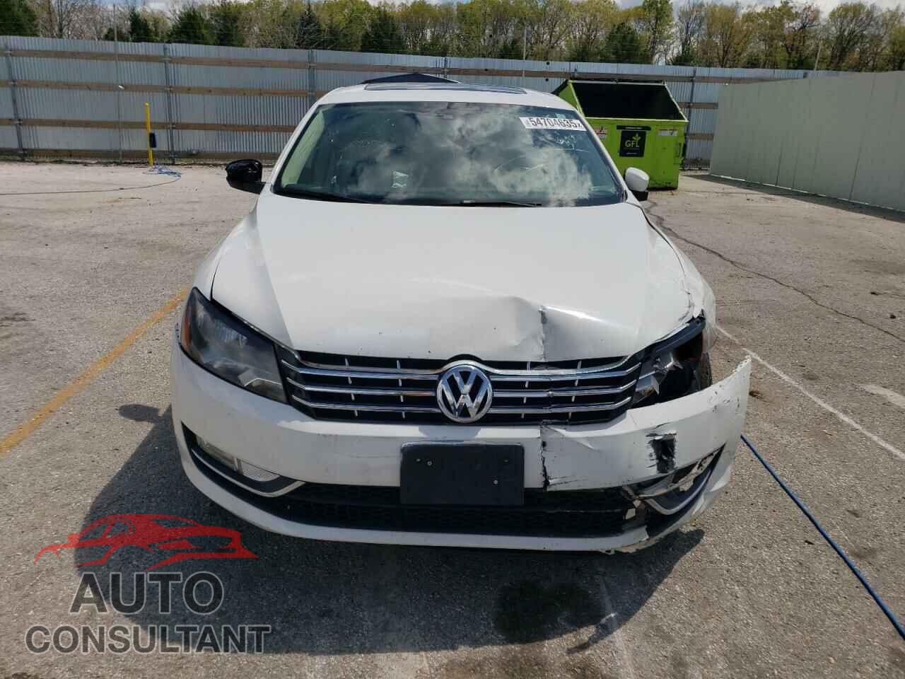 VOLKSWAGEN PASSAT 2014 - 1VWCN7A31EC045953