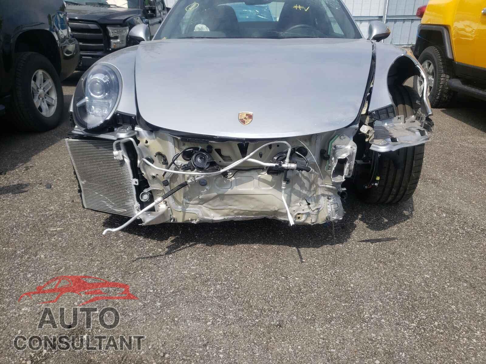 PORSCHE 911 2018 - WP0AB2A97JS123971