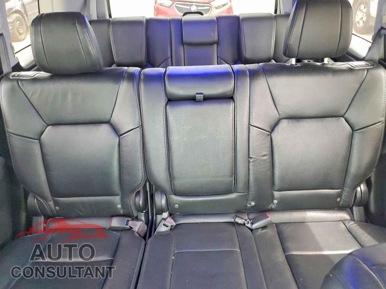HONDA PILOT 2012 - 5FNYF4H50CB062139