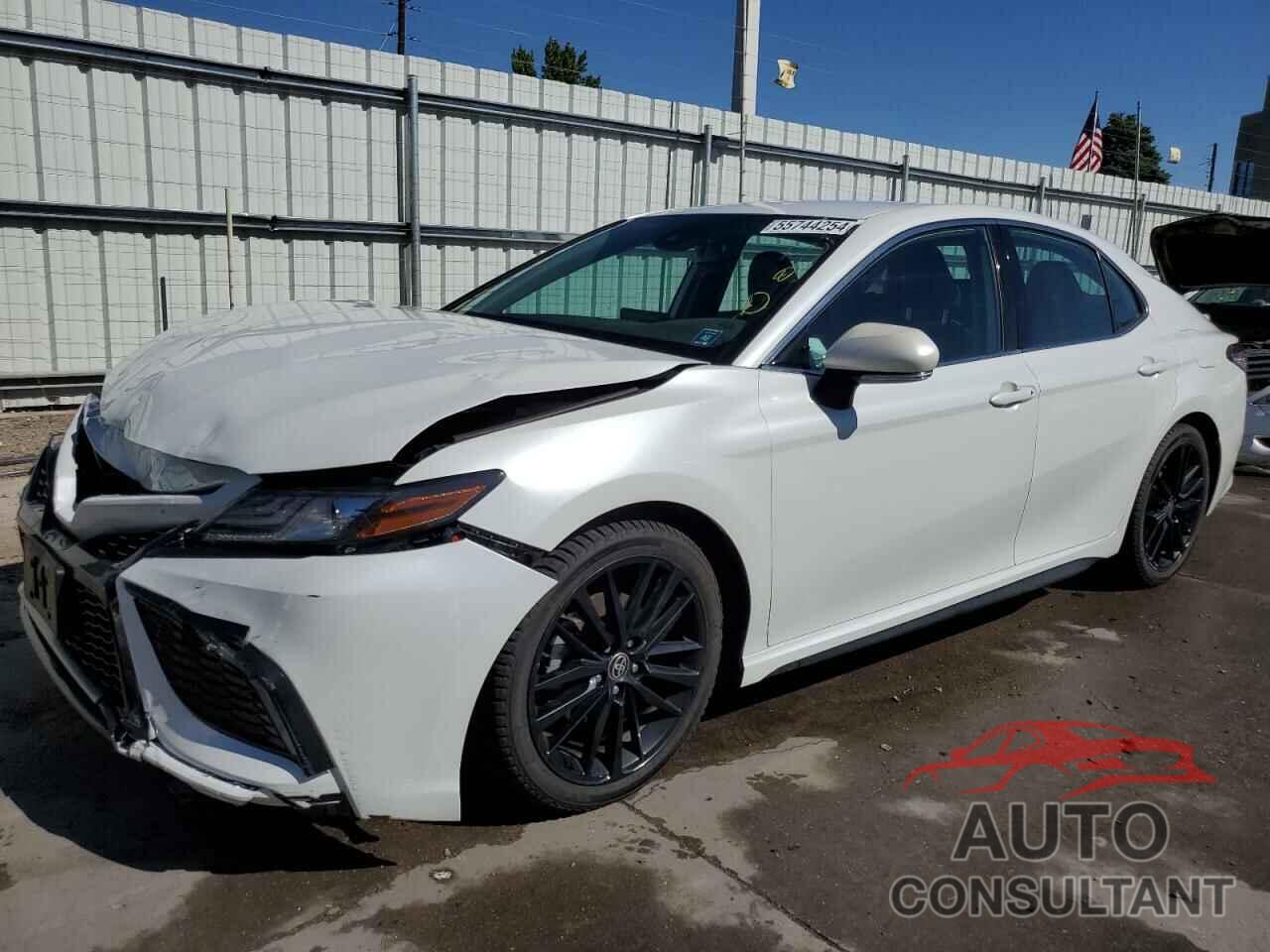 TOYOTA CAMRY 2022 - 4T1K61BK3NU066730