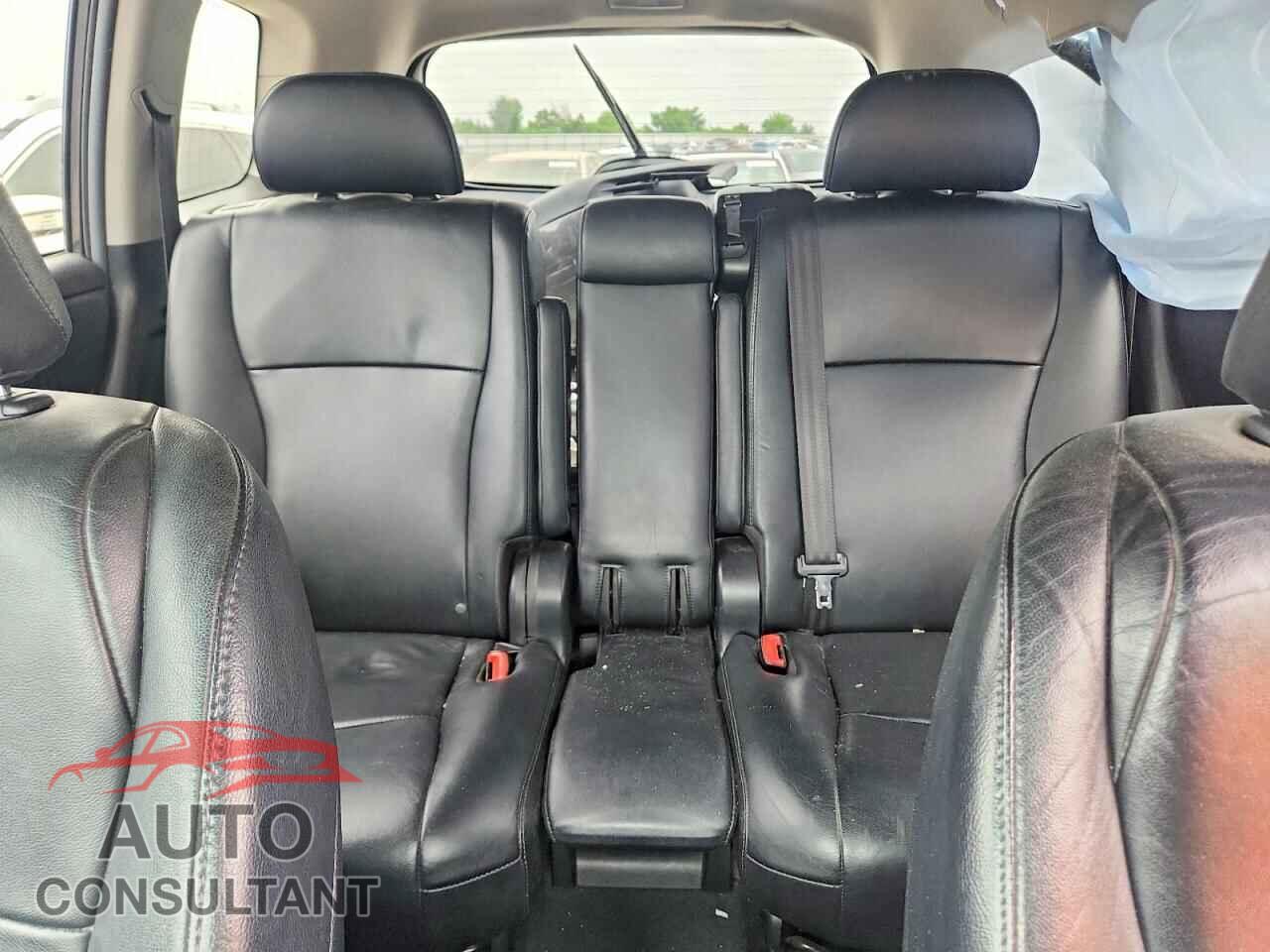 TOYOTA HIGHLANDER 2012 - 5TDBK3EH2CS110343