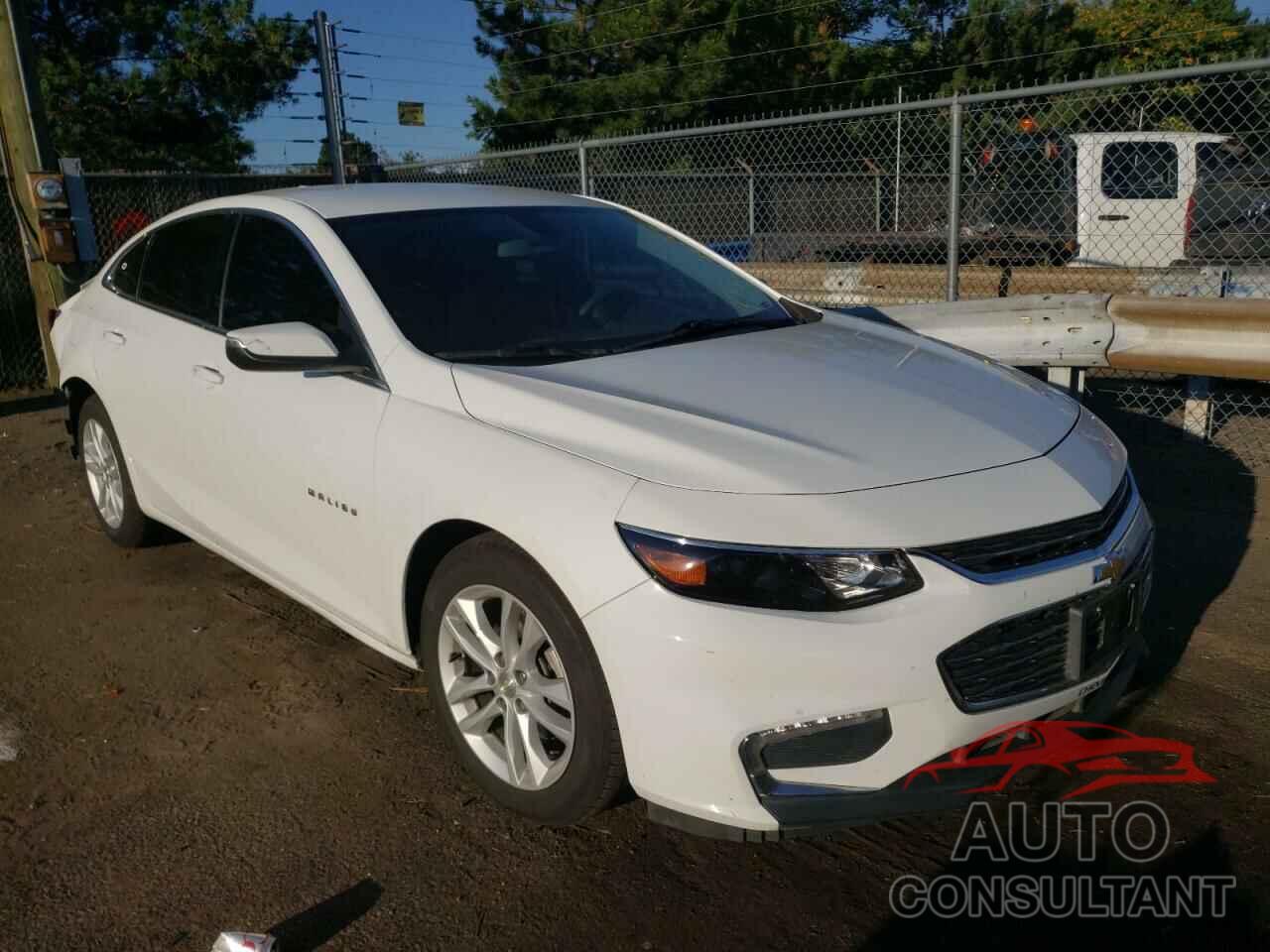 CHEVROLET MALIBU 2018 - 1G1ZD5ST6JF142053