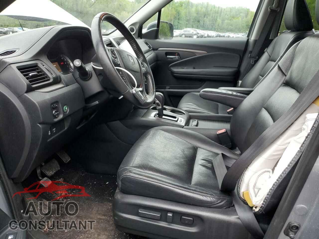 HONDA RIDGELINE 2018 - 5FPYK3F65JB003934