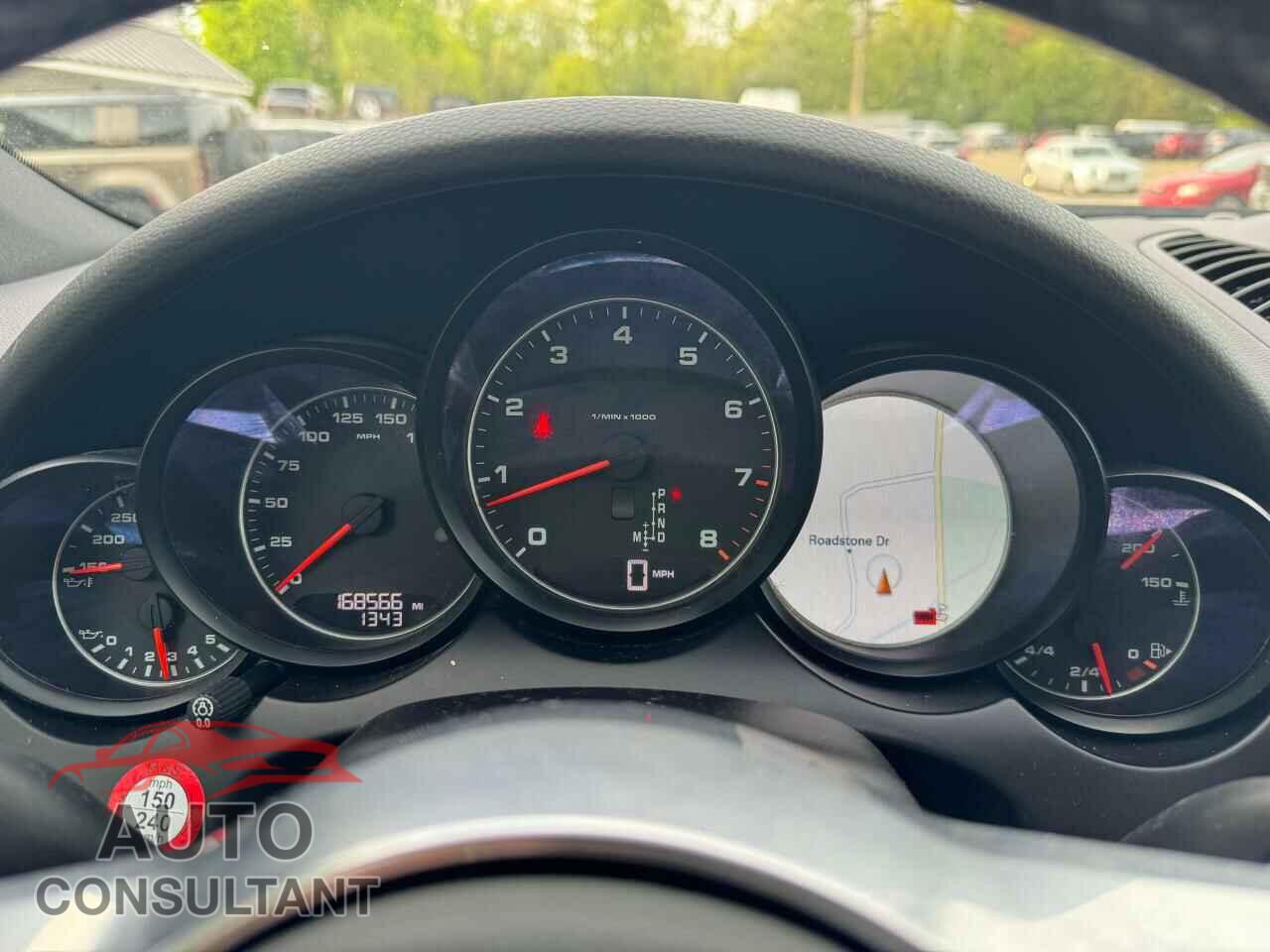 PORSCHE CAYENNE 2017 - WP1AA2A29HKA89224