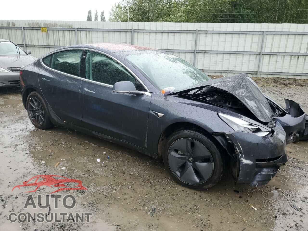 TESLA MODEL 3 2018 - 5YJ3E1EA0JF047733
