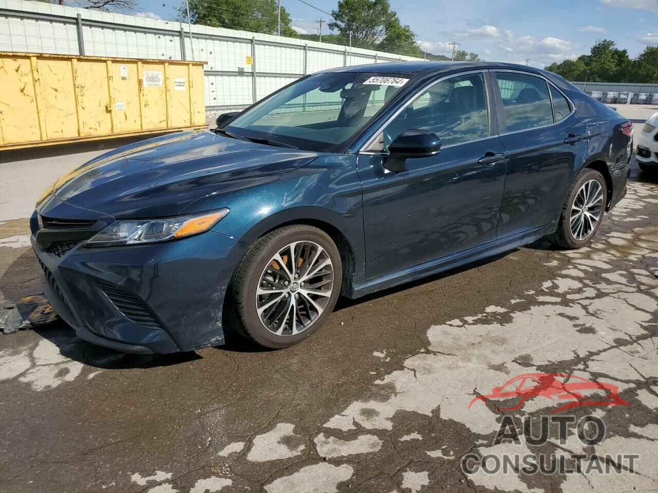 TOYOTA CAMRY 2018 - 4T1B11HK0JU586674