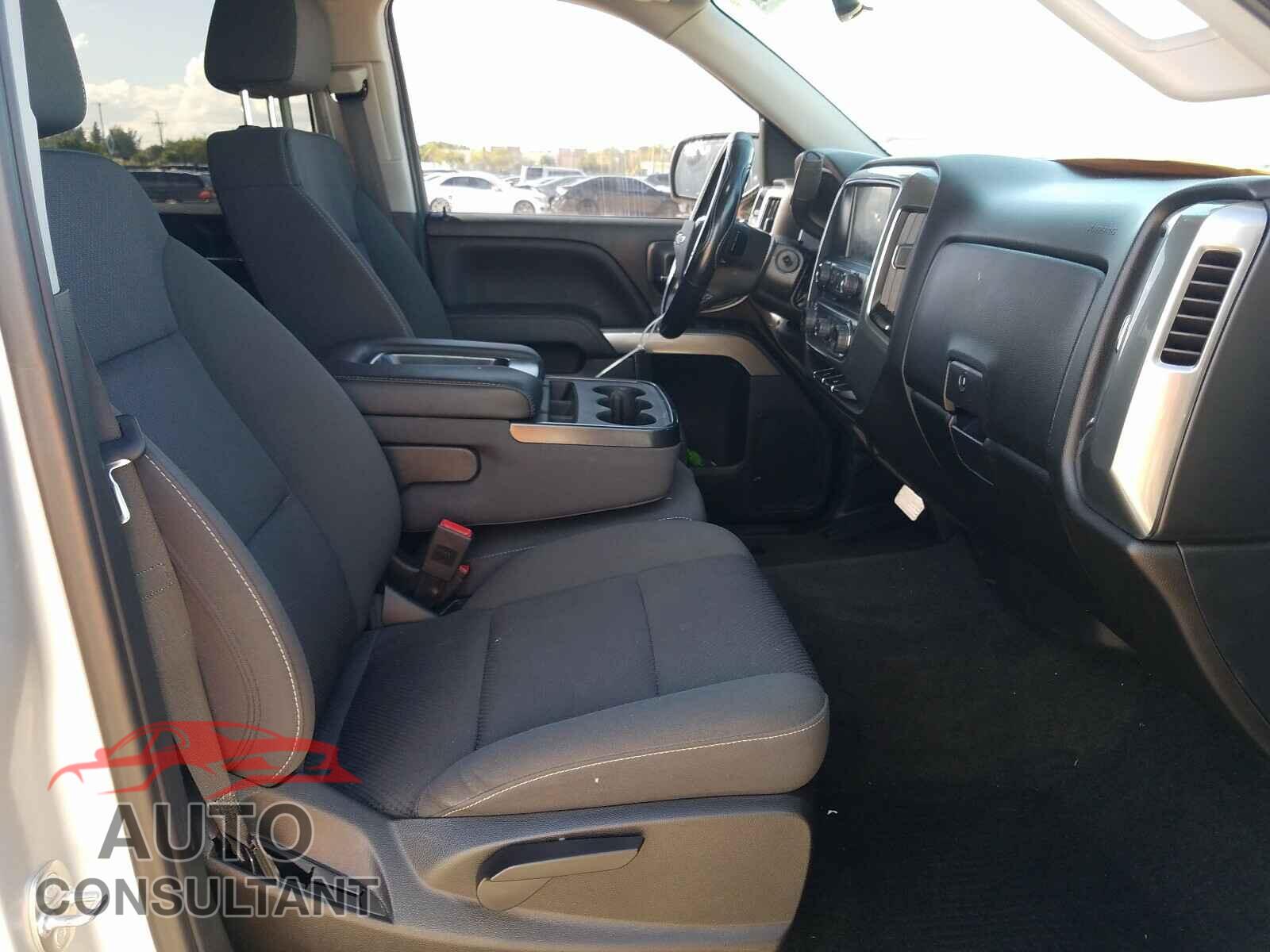 CHEVROLET SILVERADO 2018 - 3GCPCREC0JG320378