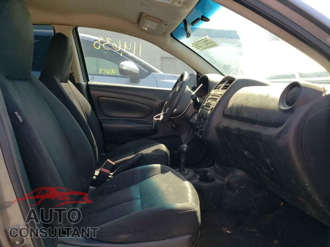 NISSAN VERSA 2017 - 3N1CN7AP8HL801005