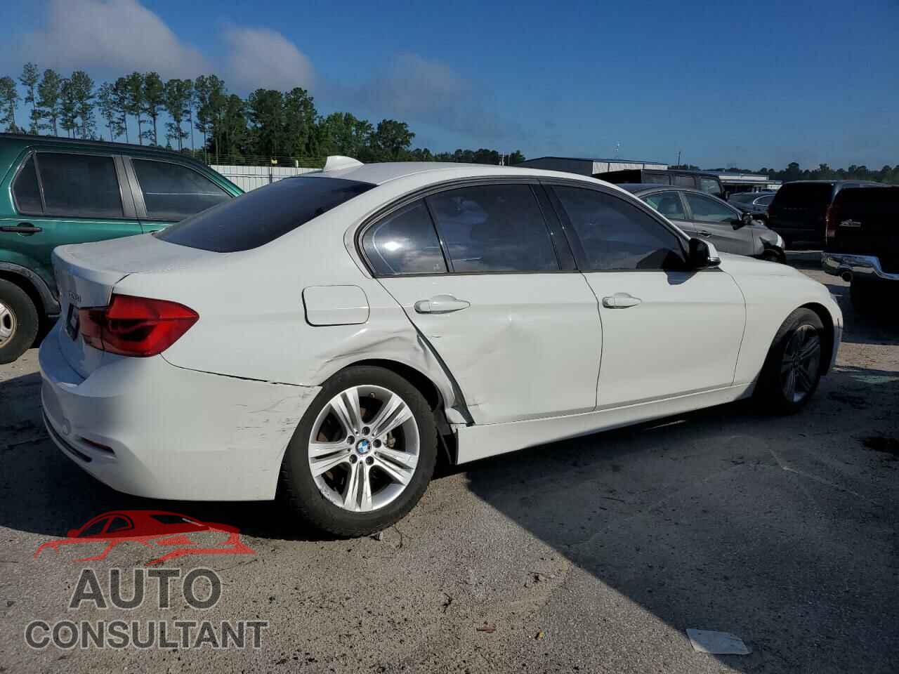 BMW 3 SERIES 2016 - WBA8E3G58GNU01300