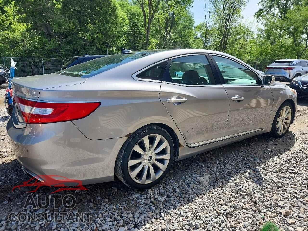 HYUNDAI AZERA 2012 - KMHFH4JG4CA141993