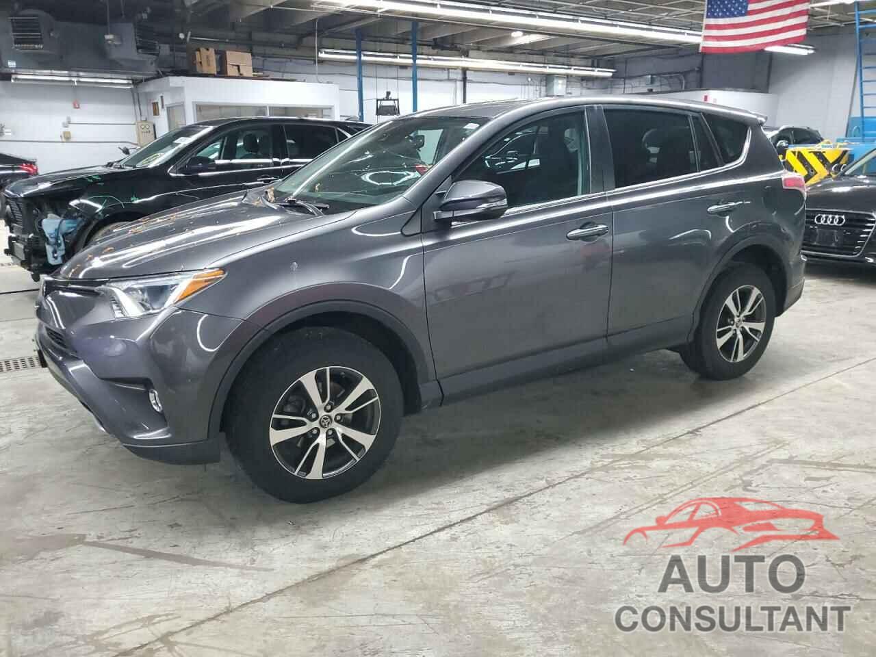 TOYOTA RAV4 2018 - 2T3RFREV1JW814850