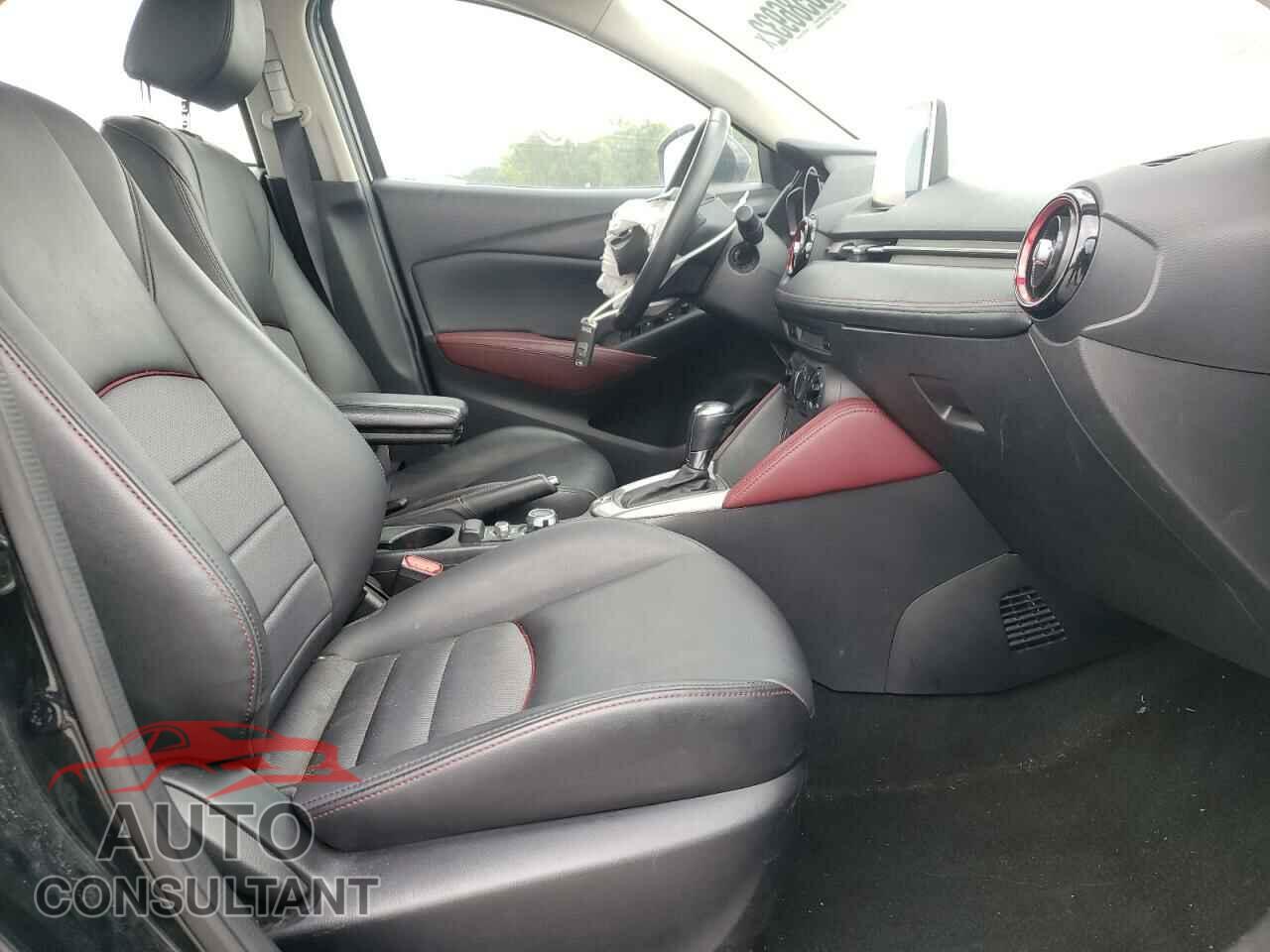MAZDA CX-3 2017 - JM1DKFC76H0175498