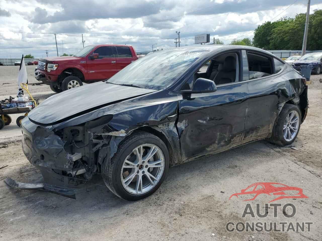 TESLA MODEL Y 2023 - 7SAYGDEE9PA025940