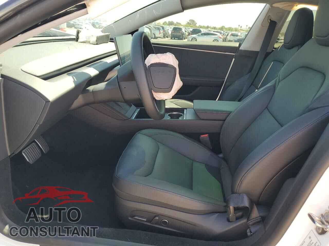 TESLA MODEL 3 2024 - 5YJ3E1EBXRF796379