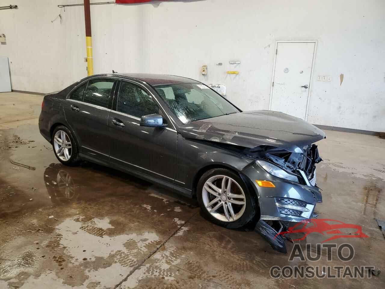 MERCEDES-BENZ C-CLASS 2014 - WDDGF8AB4ER302170