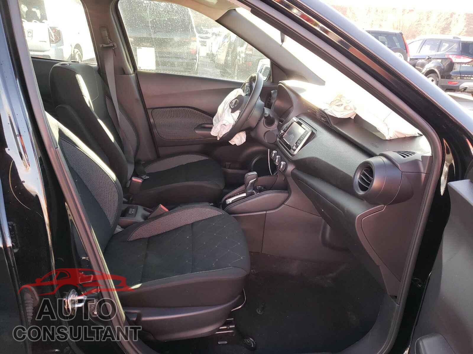 NISSAN KICKS 2019 - 3N1CP5CU3KL528080