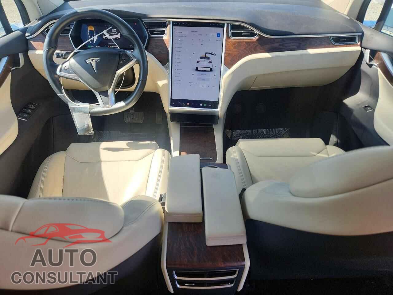 TESLA MODEL X 2017 - 5YJXCBE2XHF076169