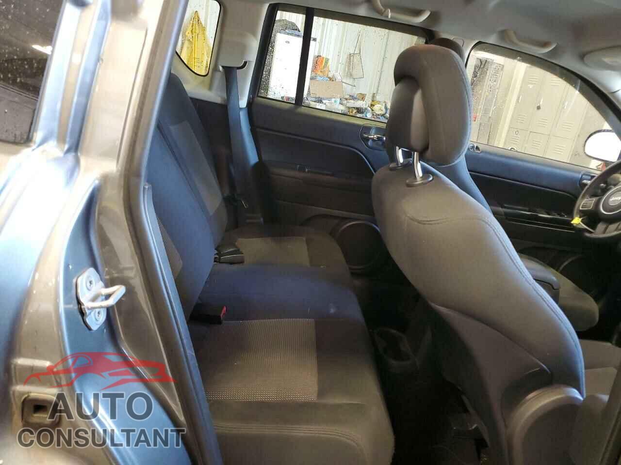 JEEP COMPASS 2011 - 1J4NF1FB2BD207210