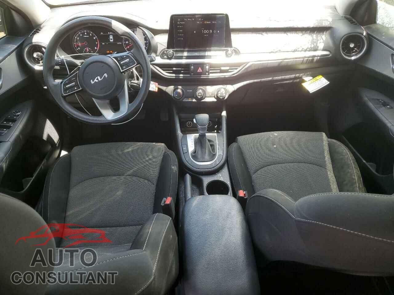 KIA FORTE 2023 - 3KPF24AD8PE558662