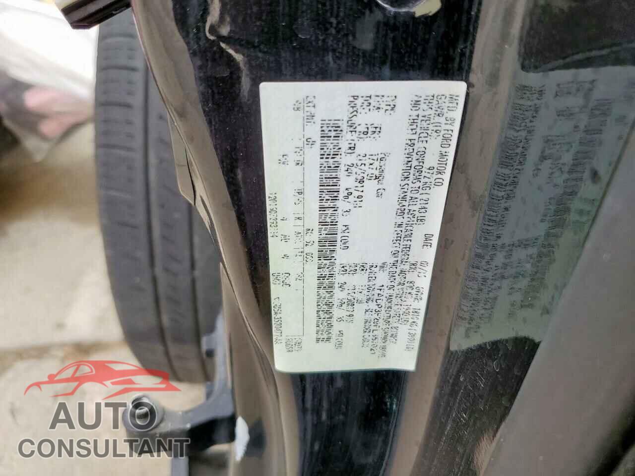 FORD FOCUS 2015 - 1FADP3F29FL357021