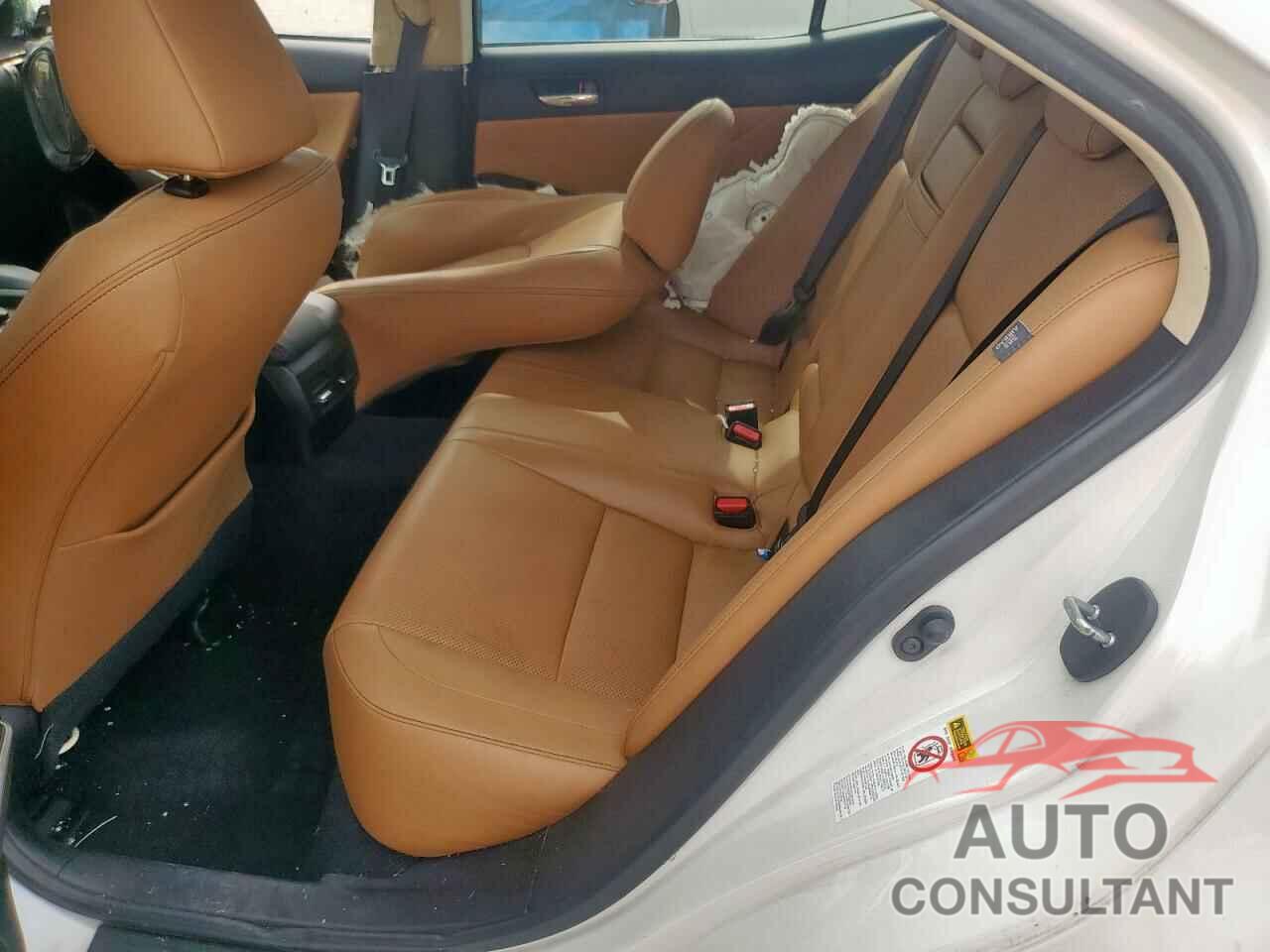 LEXUS IS 2016 - JTHBA1D28G5021651