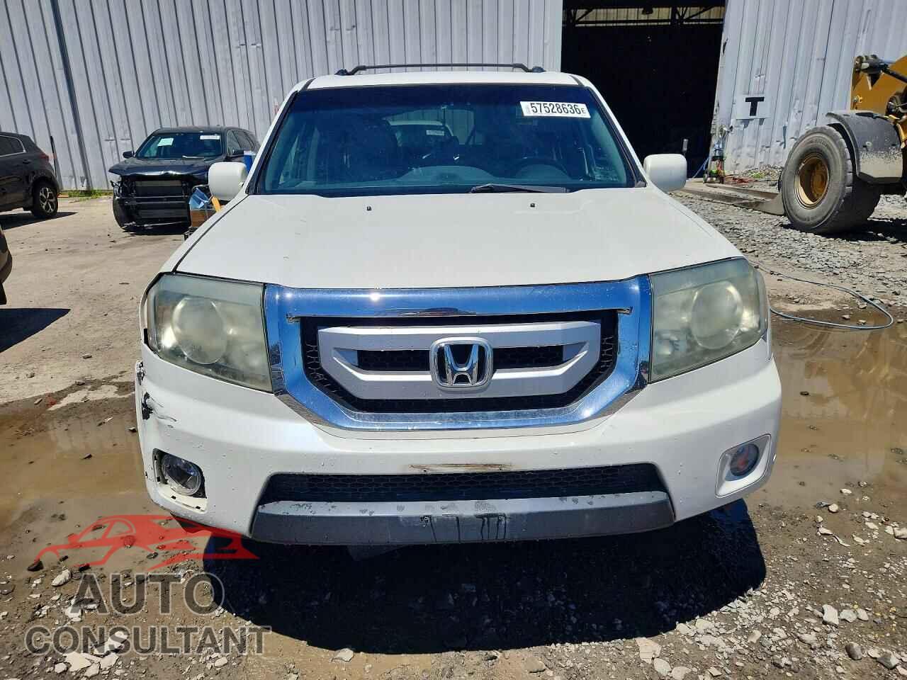 HONDA PILOT 2011 - 5FNYF4H94BB036094
