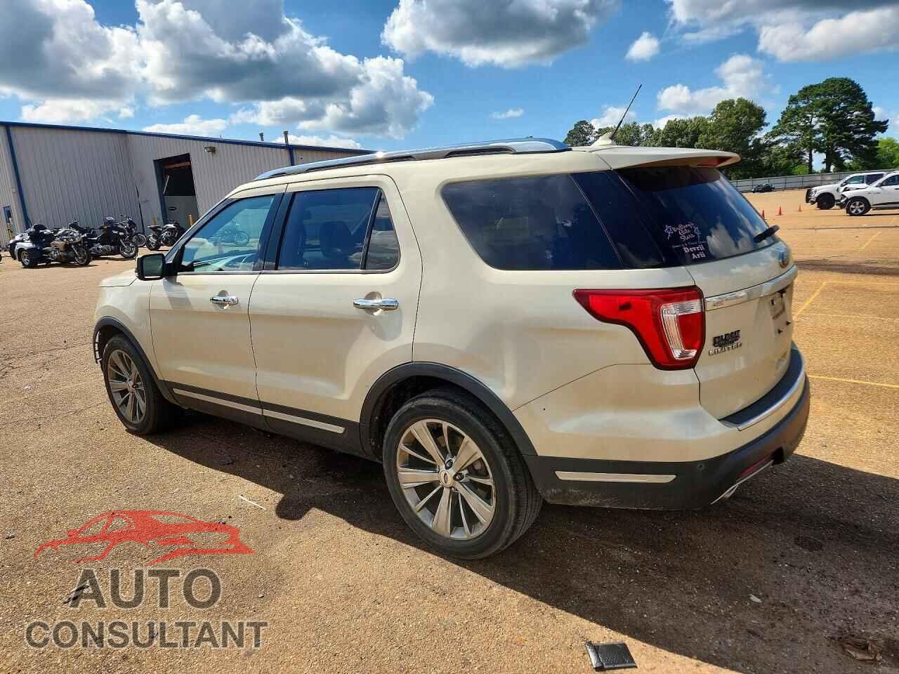FORD EXPLORER 2018 - 1FM5K7F8XJGB07972