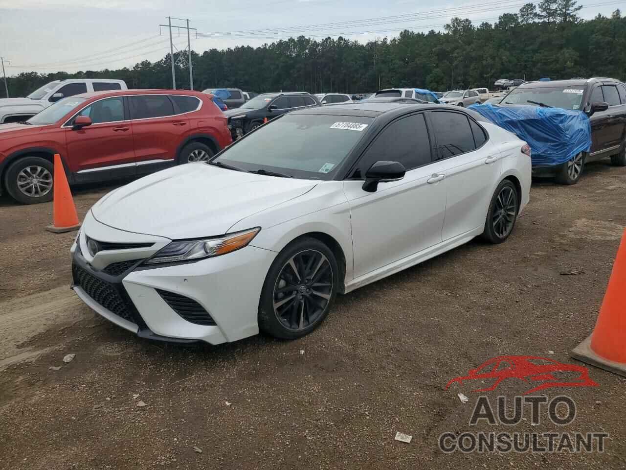 TOYOTA CAMRY 2018 - 4T1BZ1HK5JU021202