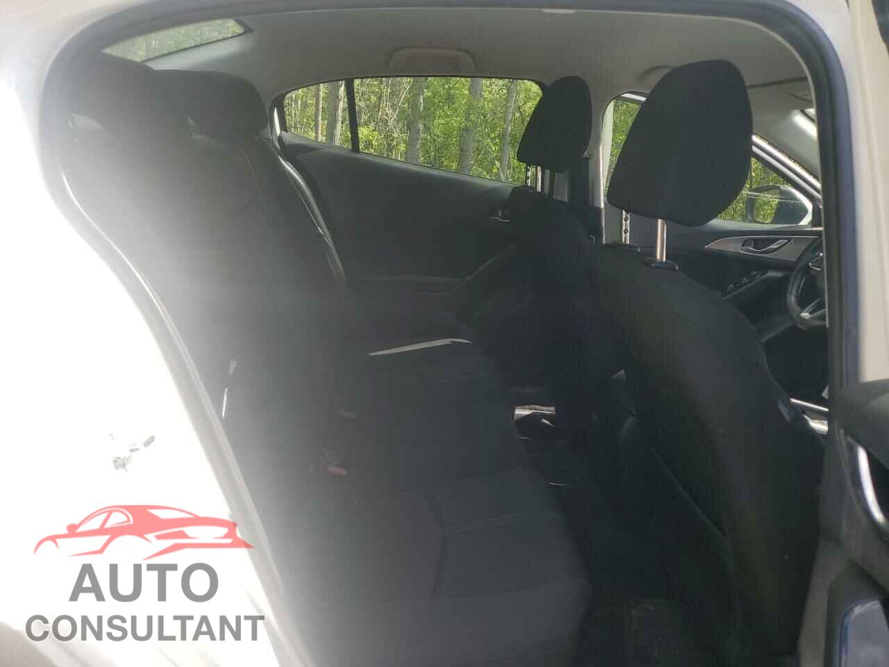 MAZDA 3 2018 - 3MZBN1V7XJM225902