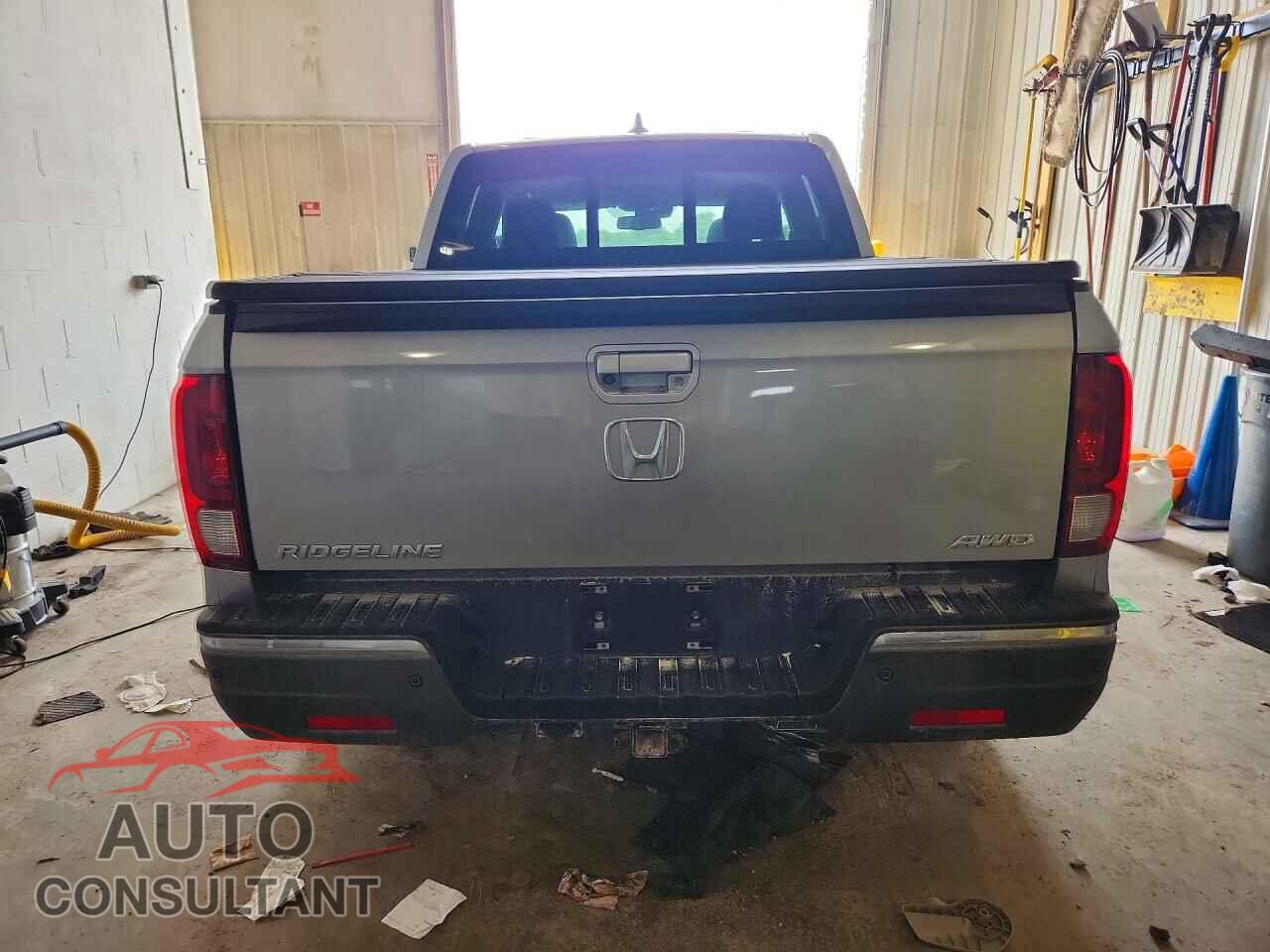 HONDA RIDGELINE 2017 - 5FPYK3F79HB016785