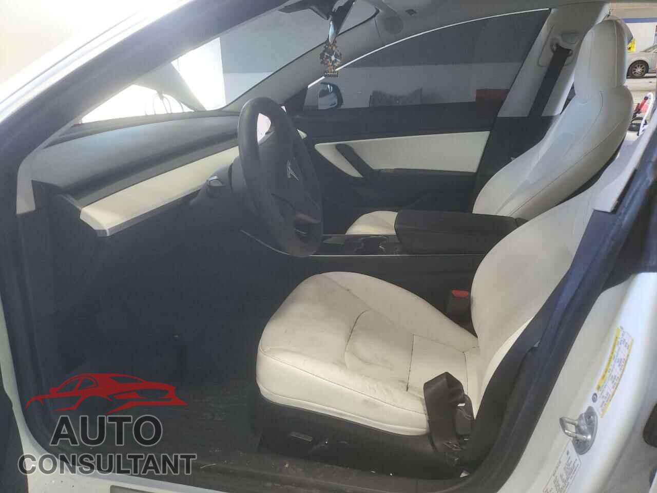 TESLA MODEL 3 2020 - 5YJ3E1EA3LF741075